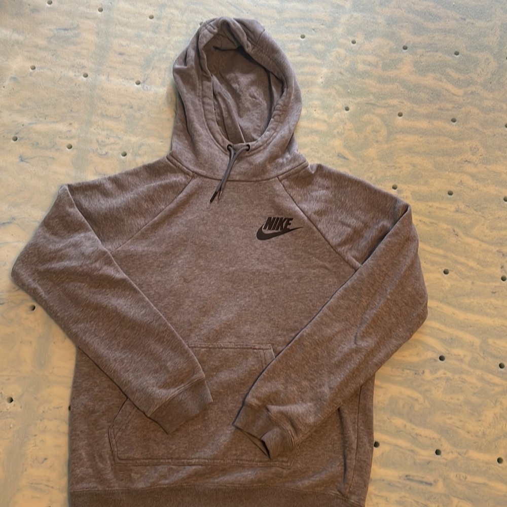 Gray Nike sweatshirt